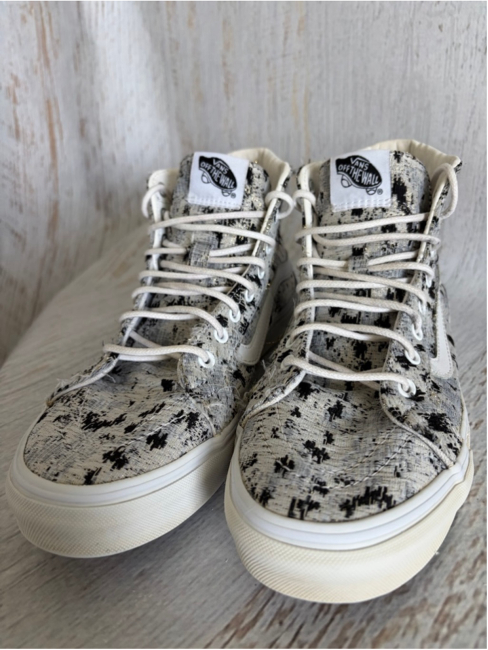 Women's Vans Sk8-Hi Sneakers Size 9 White Black Pattern - Picture 2 of 10